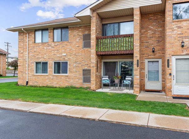 29568 Clarita Street, Livonia, MI 48152