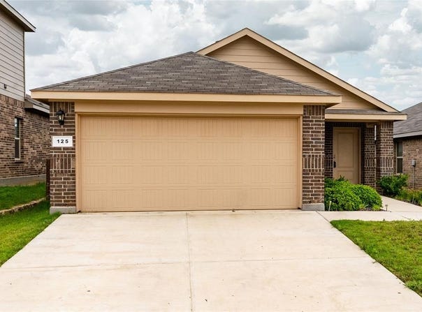 125 Running River Drive, Boyd, TX 76023
