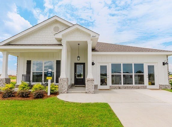 21047 Donald Avenue, Robertsdale, AL 36567