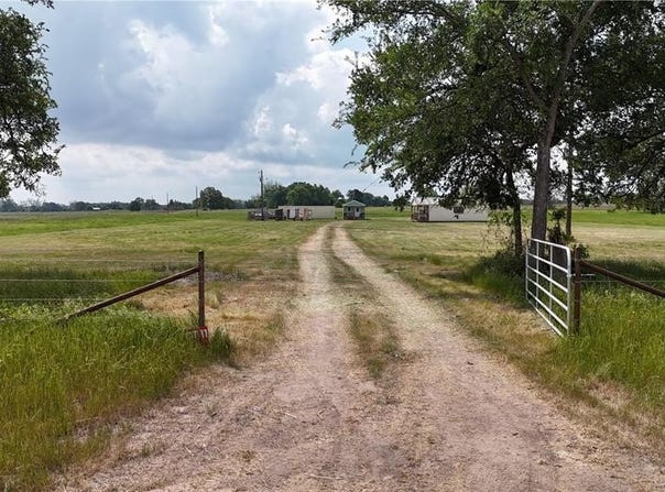 310 CR 319, Rosebud, TX 76570