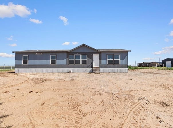 18023 E County Rd 79, Stanton, TX 79782