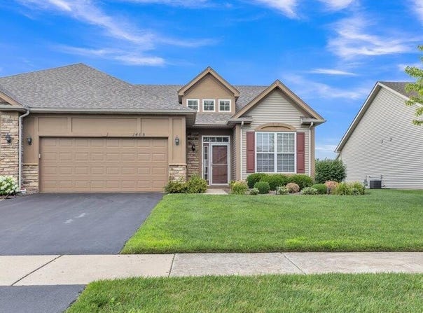1468 Charlevoix Way, Schererville, IN 46375