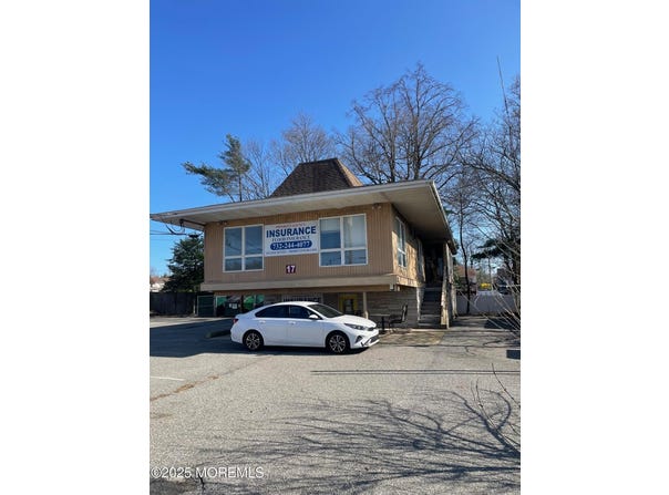 17 E Route 37 E, Toms River, NJ 08753