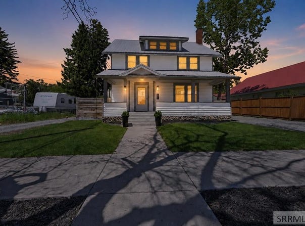 31 E 2nd N, St Anthony, ID 83445