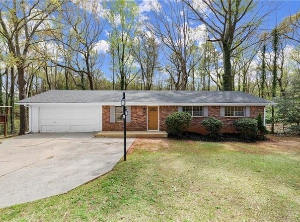 6175 Knights Lane, Douglasville, GA 30135