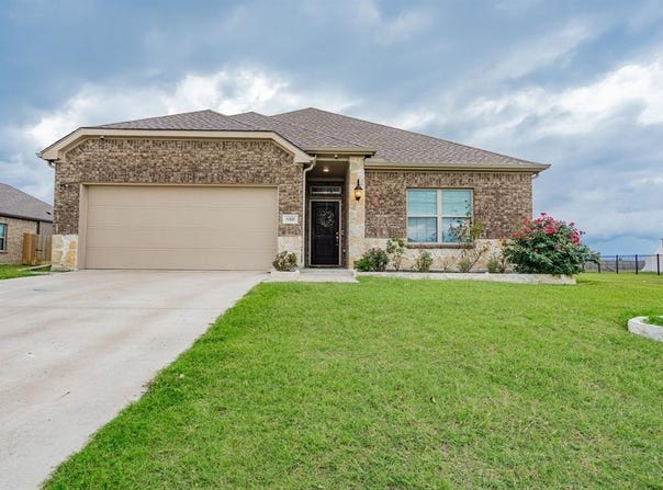 680 Navasota Drive, Crandall, TX 75114
