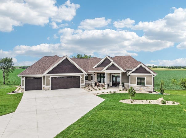 3330 Colton Way, Sun Prairie, WI 53590
