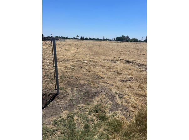 E Dodge lot: 16, Seville, CA 93292