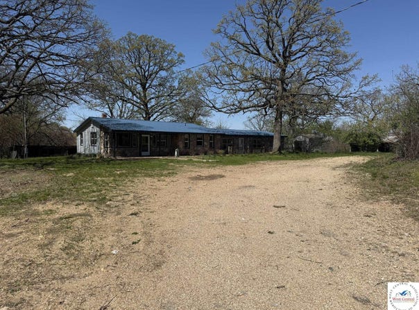 151 State Road FF, Edwards, MO 65326