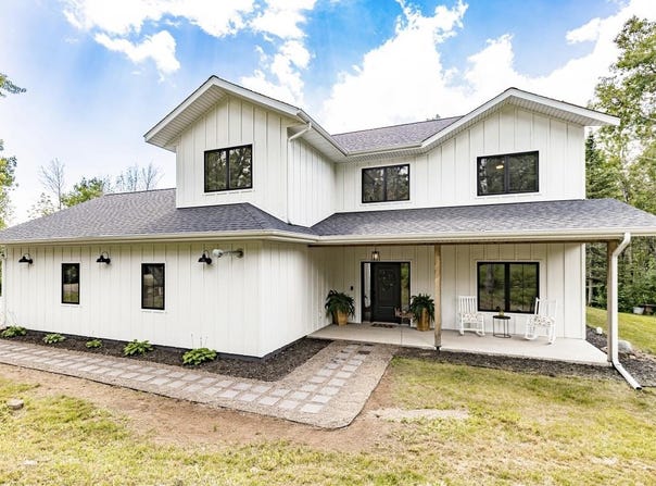 3464 W Tischer Rd, Duluth, MN 55803