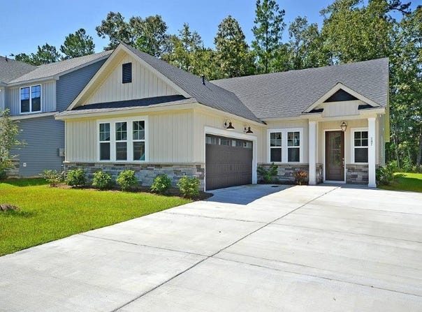 222 Creek Pointe Drive, Moncks Corner, SC 29461