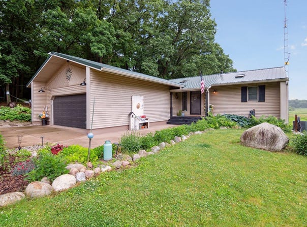 11775 25 1/2 Mile Road, Albion, MI 49224