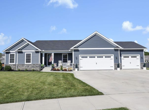 1200 Buck Court, Circleville, OH 43113