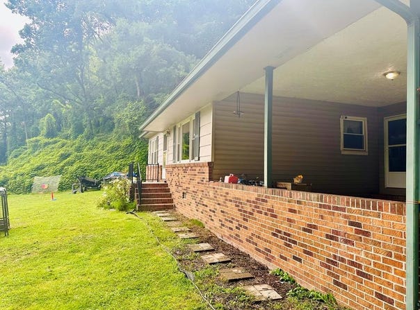 717 Front St, Richlands, VA 24641