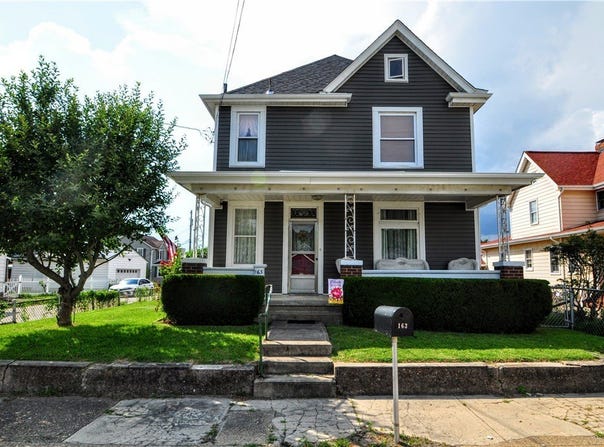 163 Connellsville St, Fayette City, PA 15438
