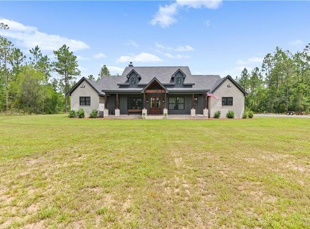 1100 Foxtrap Road, Axis, AL 36505