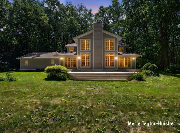 16945 ALIQUOT DRIVE, WEST OLIVE, MI 49460