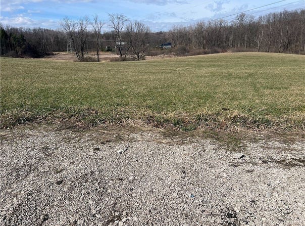 V/L Granger Road, Medina, OH 44256