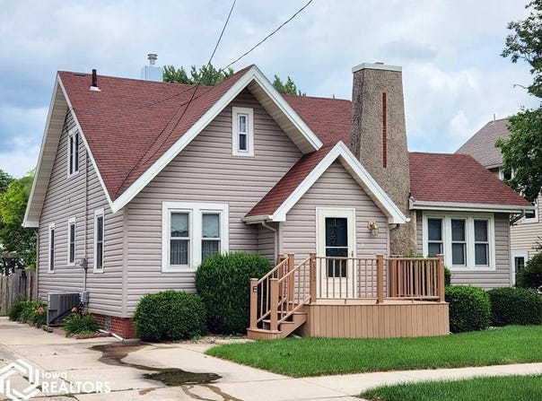 312 15th Street SE, Mason City, IA 50401