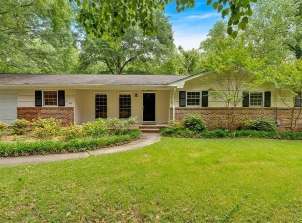 450 Susan Creek Drive, Stone Mountain, GA 30083