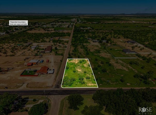 10307 N Grape Creek Rd, San Angelo, TX 76901