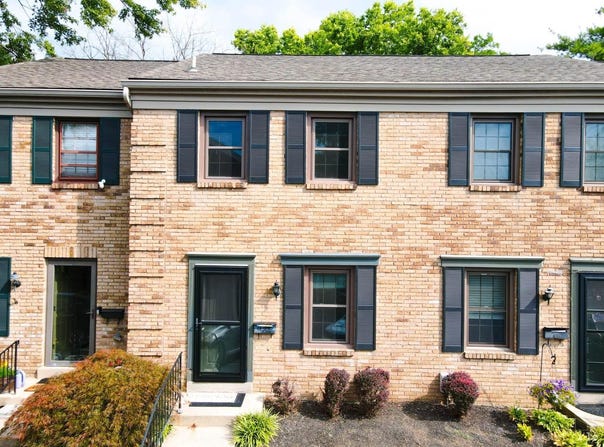 9767 Bunker Hill Lane, Montgomery, OH 45242