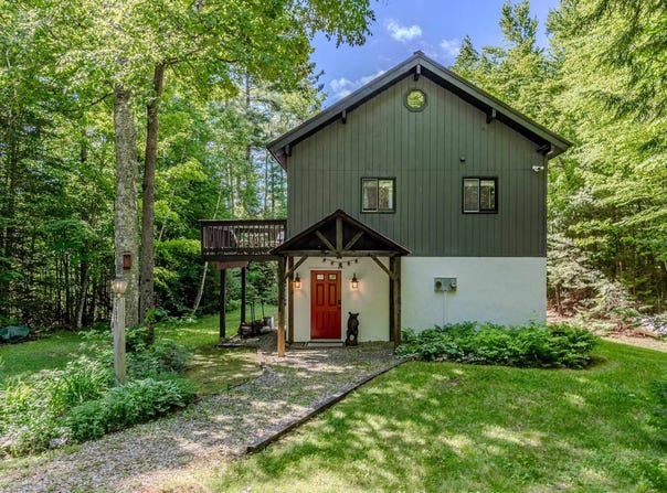 202 Twin Brook Circle, Londonderry, VT 05148