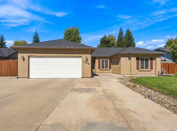 3504 Humbug Drive, Anderson, CA 96007