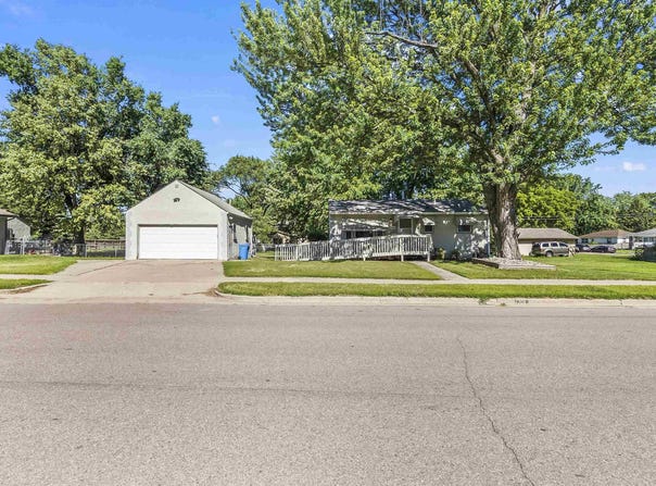 1708 N Mable Ave, Sioux Falls, SD 57103-0204