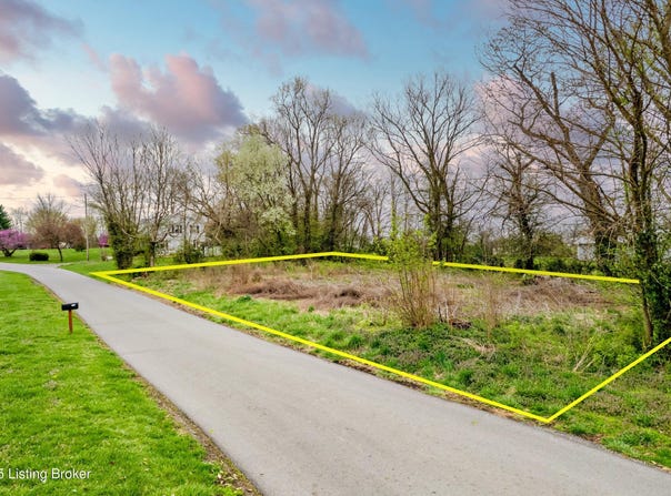 1935 Flood Rd, Shelbyville, KY 40065
