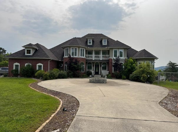 210 Reverend Bill Perkins Road, Williamsburg, KY 40769