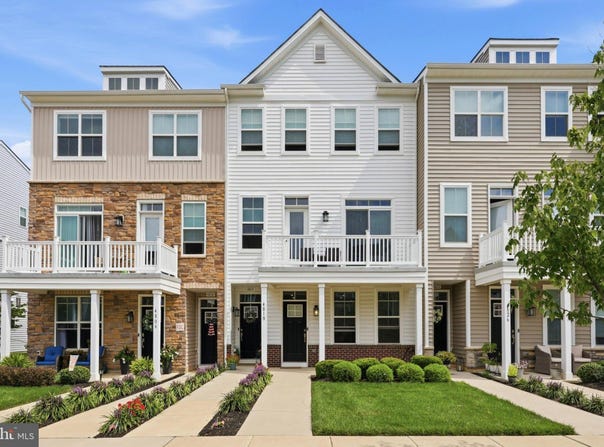 4818 FRANKLIN Circle, PIPERSVILLE, PA 18947