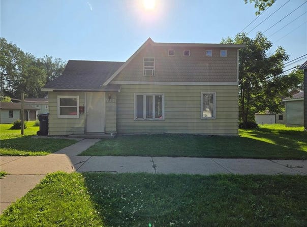 714 S Oak Street, Fergus Falls, MN 56537