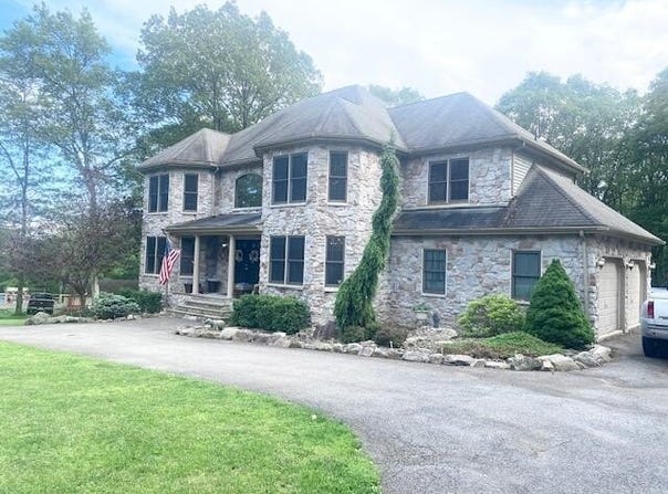5132 Pocono Park Lane, Swiftwater, PA 18370