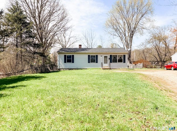 21 Potvin Avenue, Plainfield, CT 06354