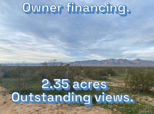 3384 S Turquoise Road, Golden Valley, AZ 86413