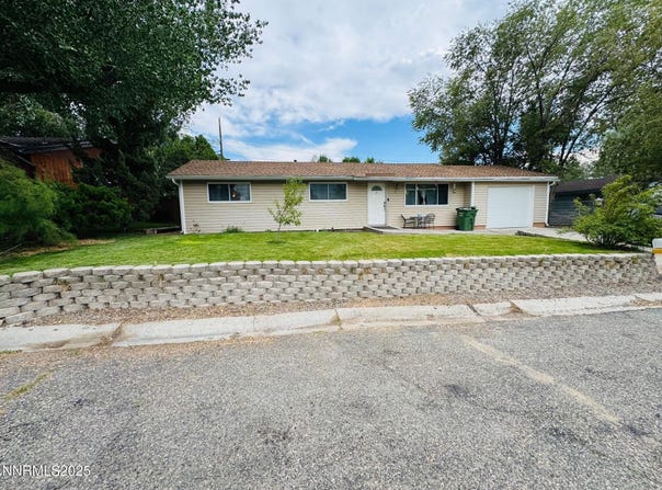 240 Circle Drive, Winnemucca, NV 89445
