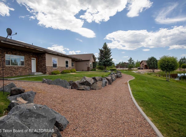 317 CEDAR SPRINGS Drive, Thayne, WY 83127