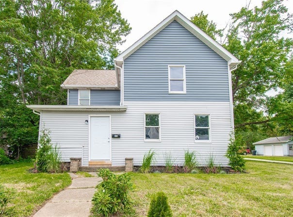 225 E Bergey Street, Wadsworth, OH 44281