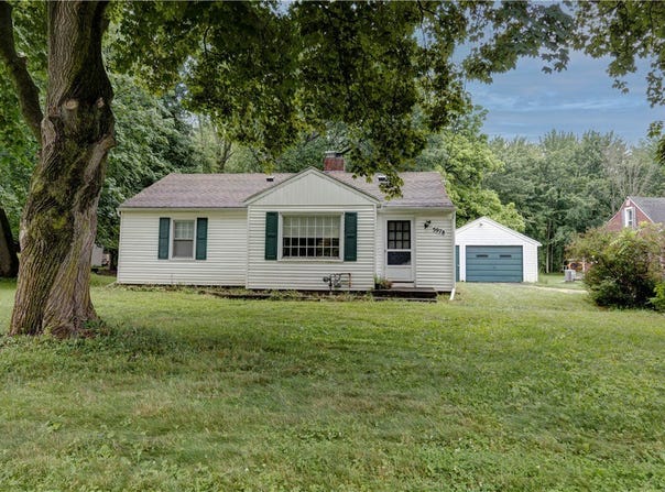 5978 State Route 21 Highway, Williamson, NY 14589