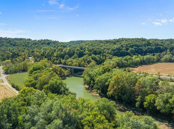 200 Glenmore Road, Bowling Green, KY 42101