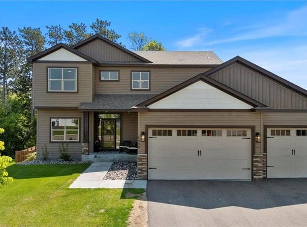 1030 Bellaire Boulevard NW, Isanti, MN 55040