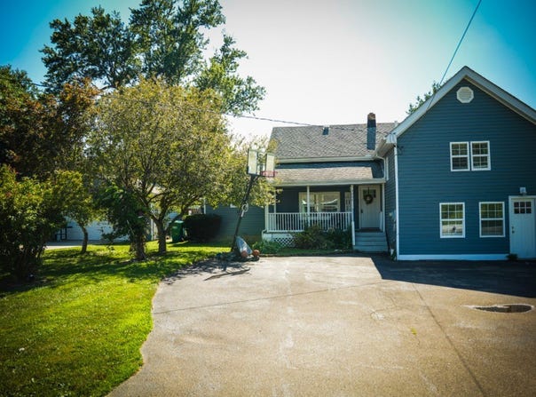 3006 HAMPSHIRE Road, Erie, PA 16506