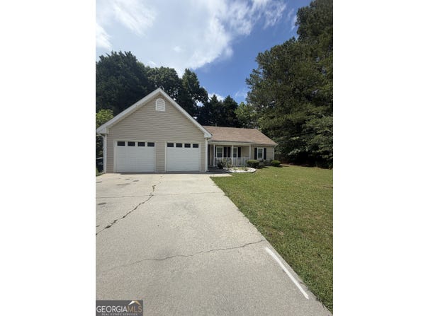 910 Burning Bush Drive, Loganville, GA 30052
