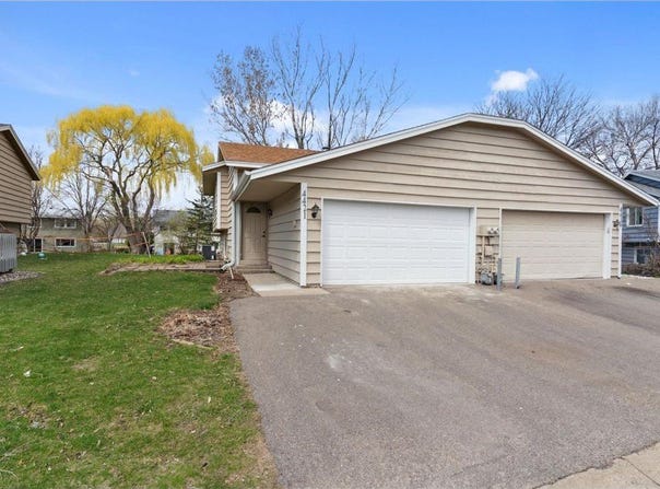 4421 Cinnamon Ridge Circle, Eagan, MN 55122
