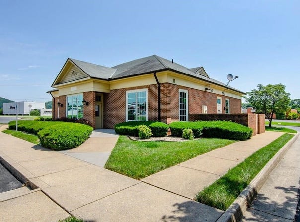 488 FRONTIER DR, STAUNTON, VA 24401