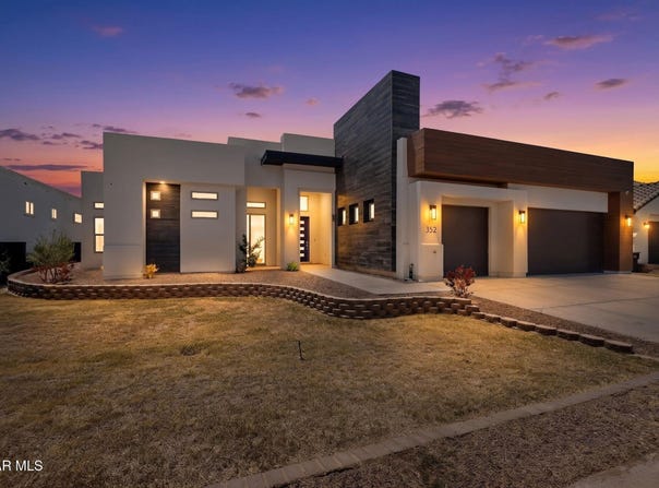 352 RIO DE JAZMIN Circle, El Paso, TX 79932