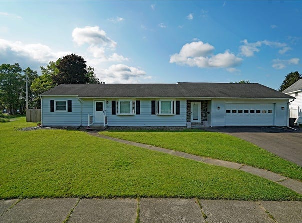 212 Lynhurst Avenue, Horseheads, NY 14845