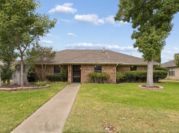 3815 Spring Hollow Drive, Carrollton, TX 75007