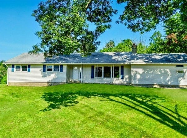 3203 State Rt 94, Hardyston Twp., NJ 07416-9732